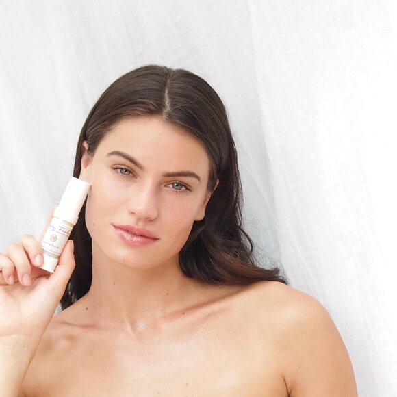 Tammy Fender-Awakening Eye Gel | Natural, Organic, Hydrate Tired Eyes Moisturize - Picture 3 of 3